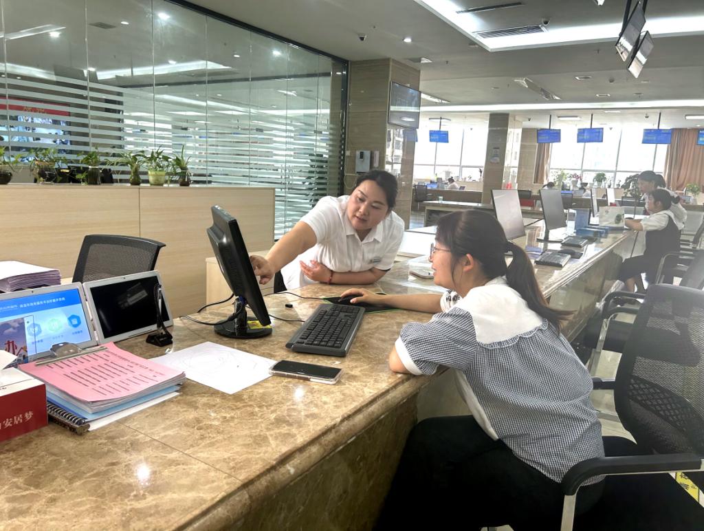 详细阅读:哈密包含正规代办中介提取公积金电话的词条 哈密包含正规代办中介提取公积金电话的词条